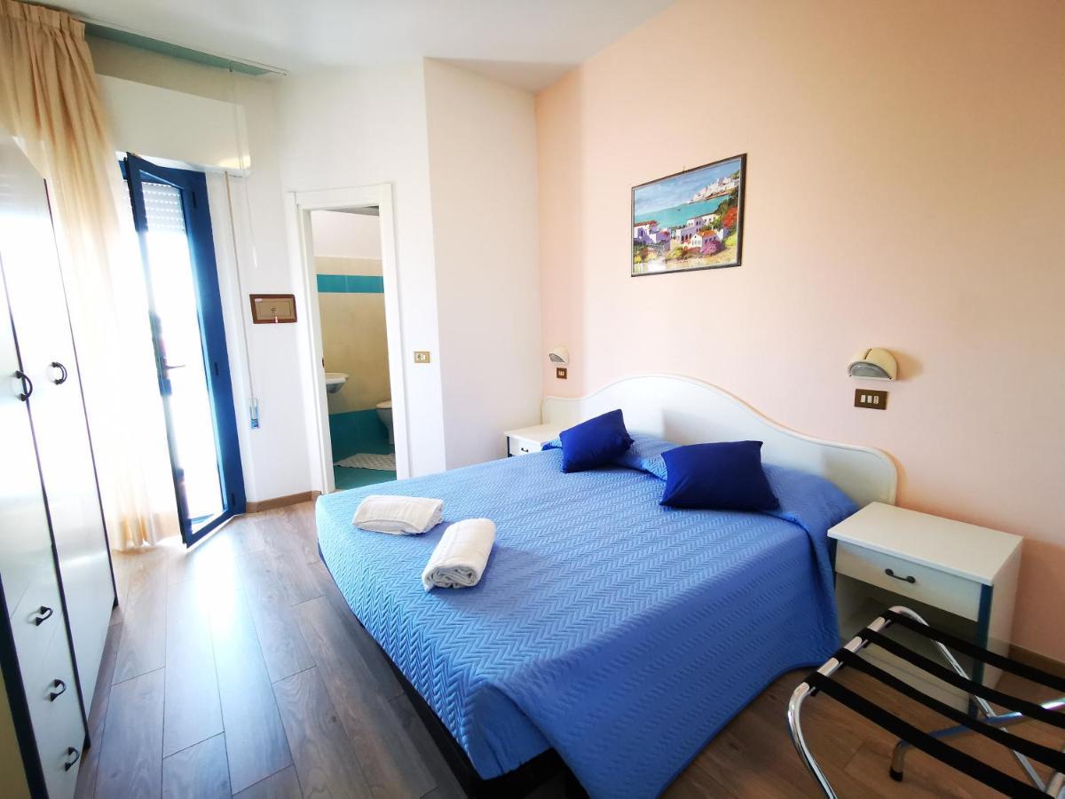 Hotel Tivoli Misano Adriatico Exteriér fotografie